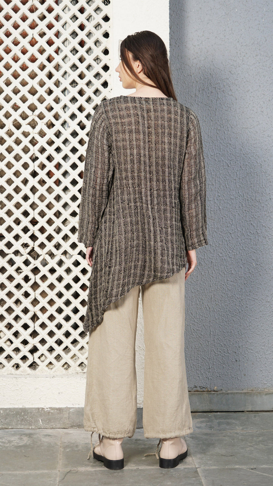 Pluto Linen Top in Onyx