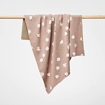 Organic Daisy Blanket in Mushroom