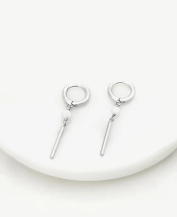 Isabelle Pearl Earring - Silver