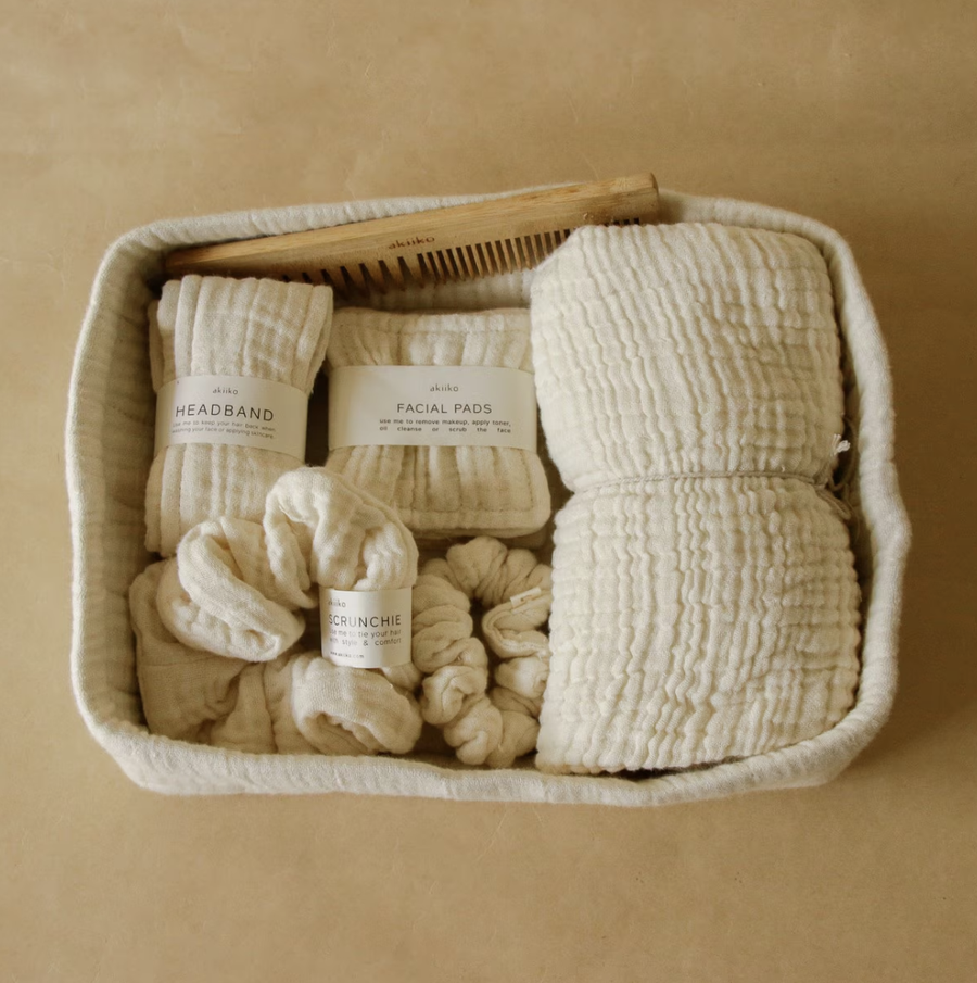 Akiiko Fyra Daily Care Kit
