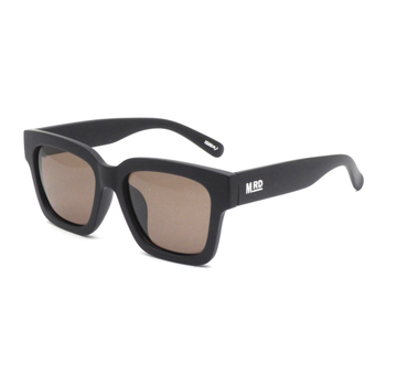 Fashion Sunnies - Cilla Black