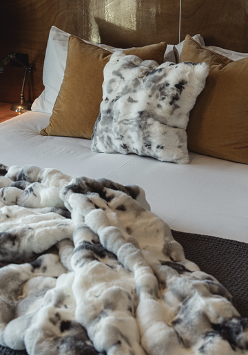 Faux Fur Throw - Highland Grey
