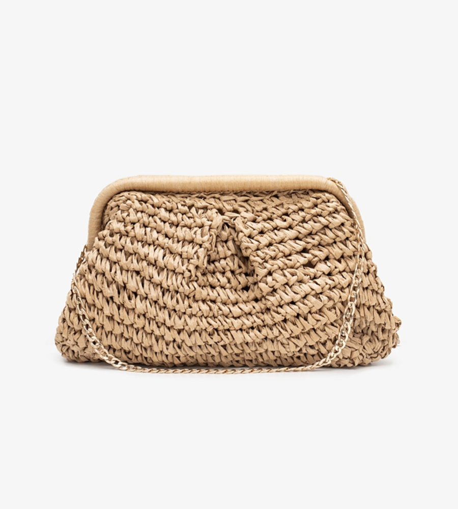 Coastal Clutch