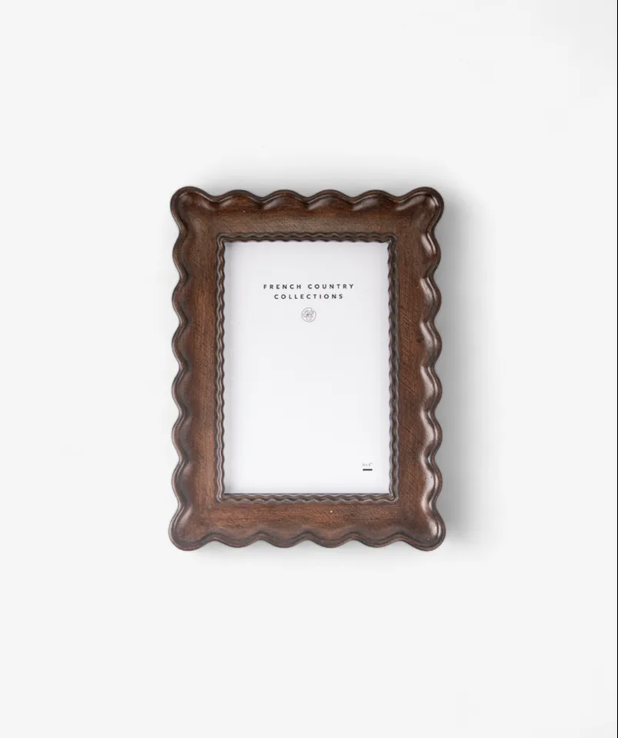 Chestnut Wavy Photoframe - 4x6