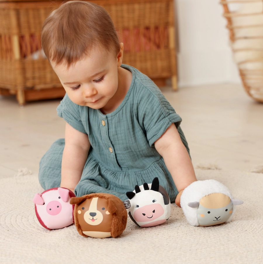 Roly Poly Plush Balls - 4pc
