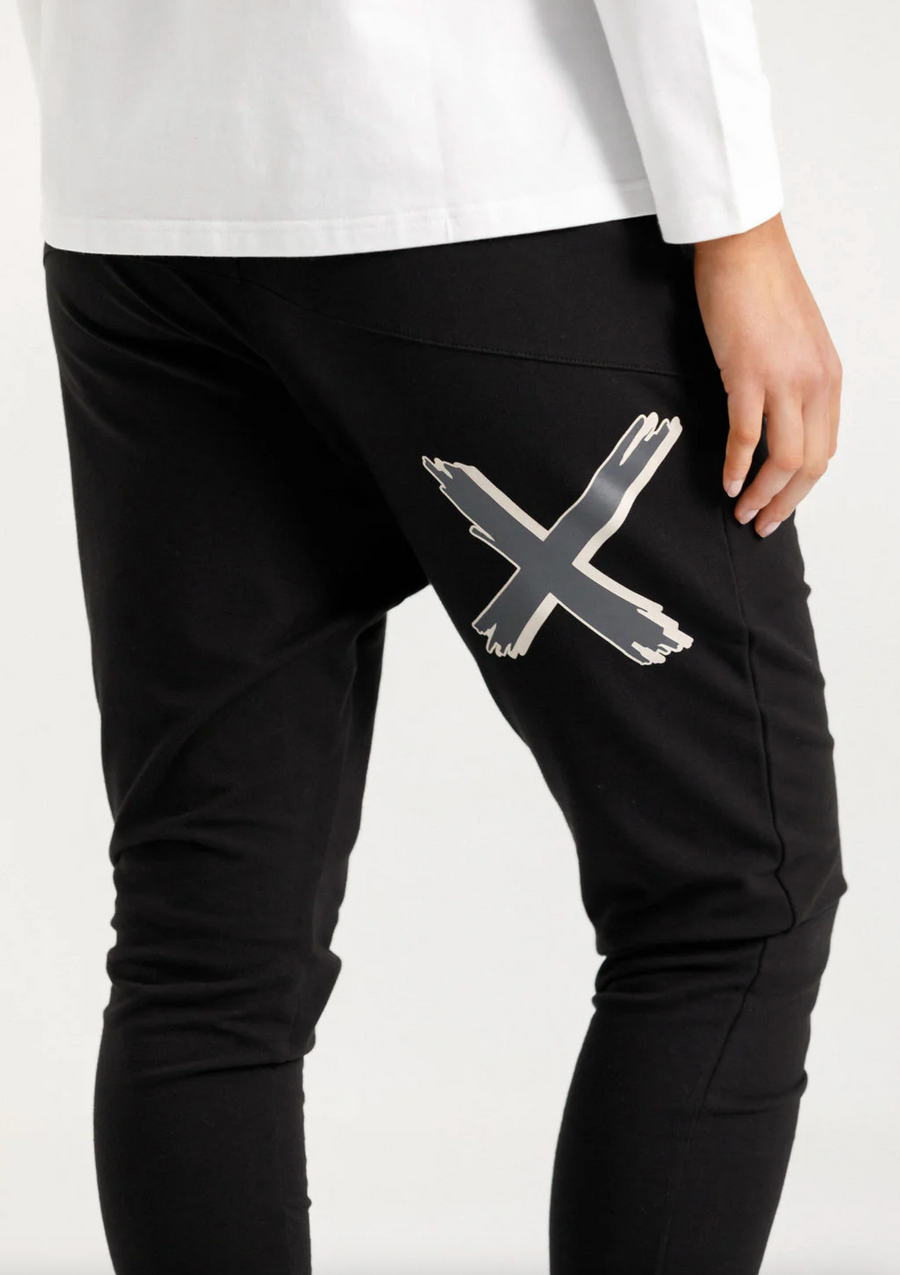 Apartment Pants Winter - Black with Shadow X
