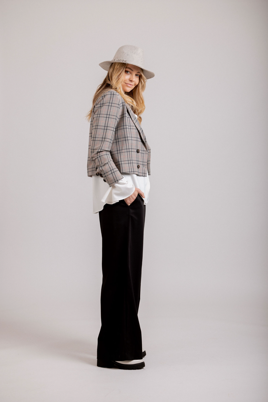 Contessa Blazer