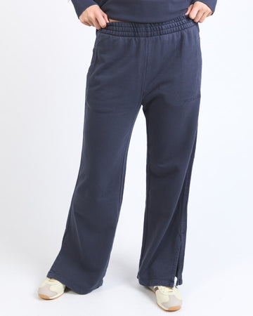 Classic Track Pant - Navy