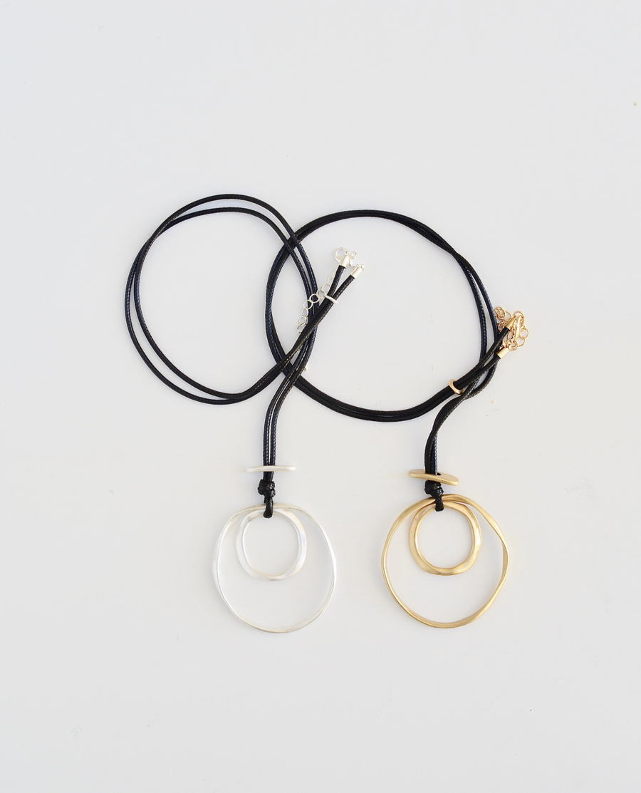 Double Hoop & Disc Pendant Necklace - Gold
